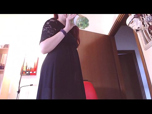 ❤️ Un escravo sumiso que adora as bragas sucias e deliciosas vese obrigado a masturbarse despois de ver este vídeo! ☑ Vídeo porno na pornografía gl.kassa-standupbar.ru ❤