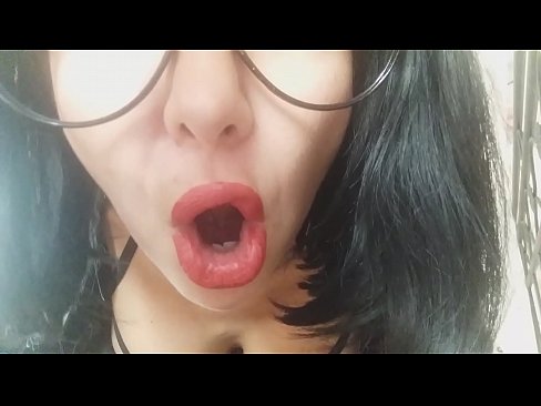 ❤️ Querida, a túa madrastra non te deixa ir hoxe á escola... necesitote demasiado... ☑ Vídeo porno na pornografía gl.kassa-standupbar.ru ❤