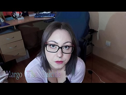 ❤️ Moza sexy con lentes chupa un consolador profundamente ante a cámara ☑ Vídeo porno na pornografía gl.kassa-standupbar.ru ❤