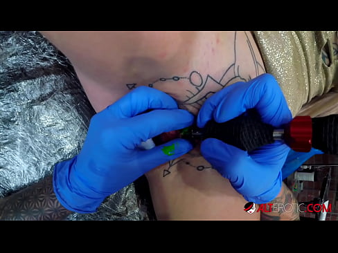 ❤️ Sully Savage, moi tatuada, tatuouse no clítoris ☑ Vídeo porno na pornografía gl.kassa-standupbar.ru ❤